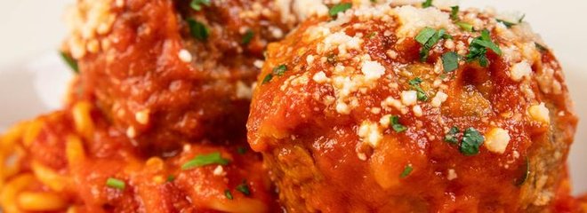 Spaghetti and meatballs to go