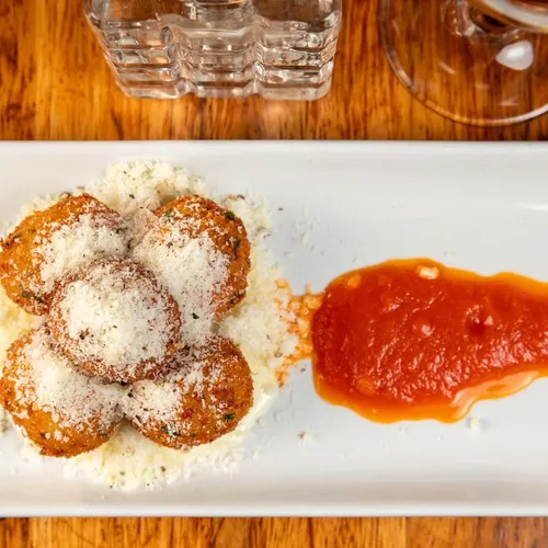 Cacio e Peppe arancini at Benvenuti's Ristorante